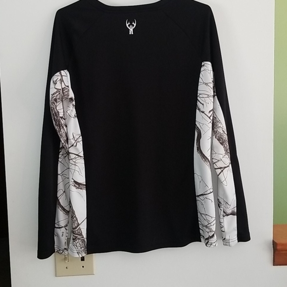 Huntington Top - Picture 2 of 2